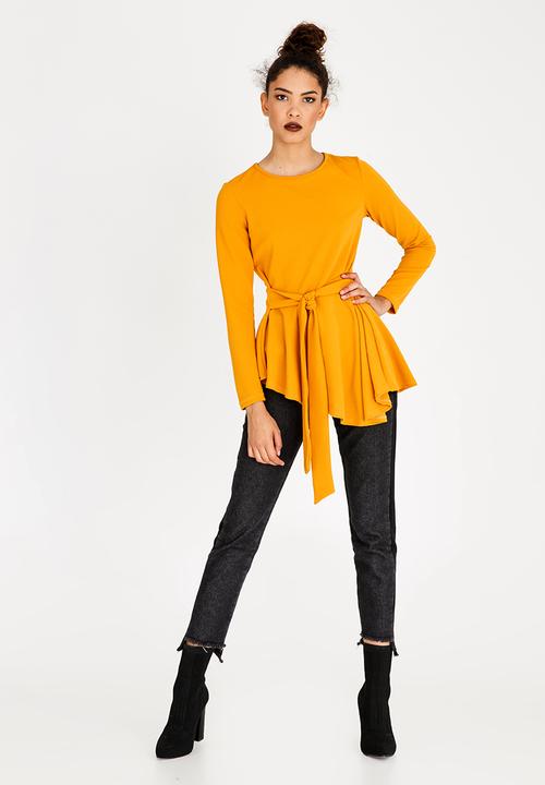 STYLE REPUBLIC - Tie Front Top Yellow