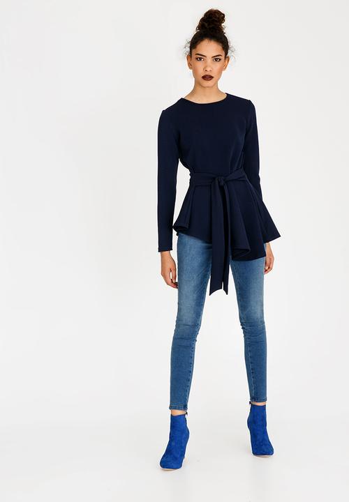STYLE REPUBLIC - Tie Front Top Navy
