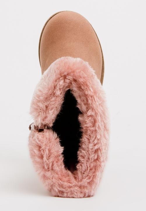 Jumbo - Boot with fluffy trim - mid pink