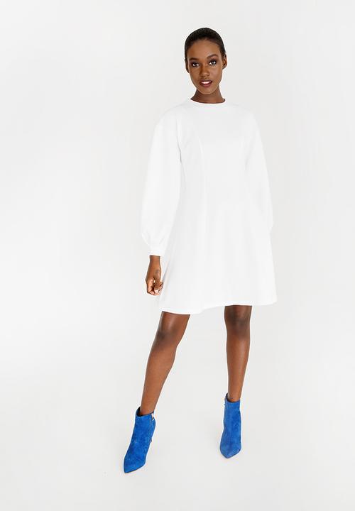 STYLE REPUBLIC - Fit and Flare Volume Dress Off White