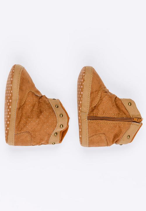 Pop Candy - Studded   Boots Tan