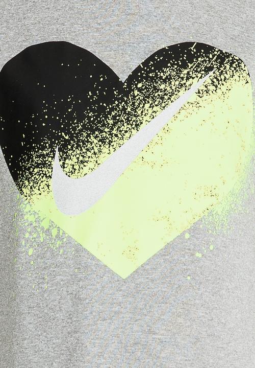 Nike - Nike Spray Heart Modern Tee Pale Grey