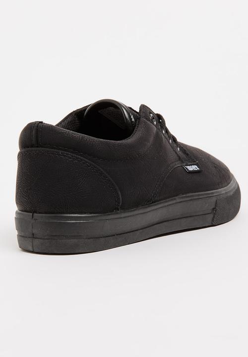 SOVIET - Clyde Low Cut Sneaker Mono Black