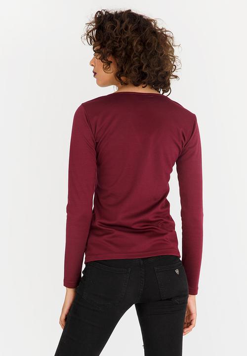 c(inch) - Zip Detail Top Burgundy