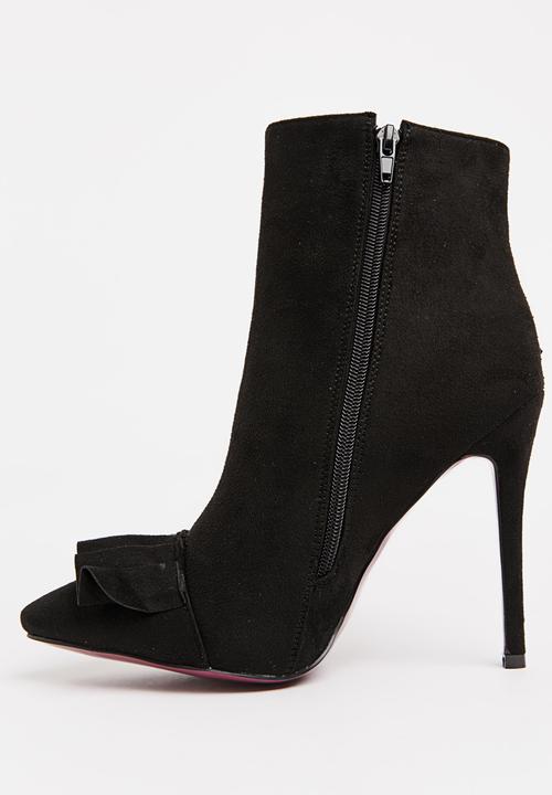 Plum - Taskia Pleated Detail Ankle Boots Black