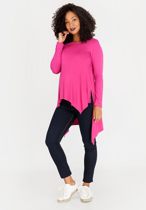 edit Maternity - Hi-Low Swing Tee Dark Pink