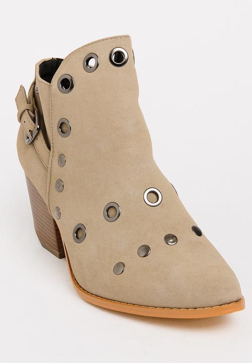 Miss Black - Dorris Ankle Boots Nude