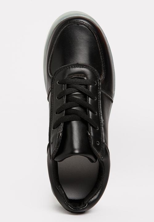 Pop Candy - Light Up Rechargeable Sneaker Black