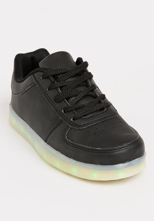 Pop Candy - Light Up Rechargeable  Sneaker Black