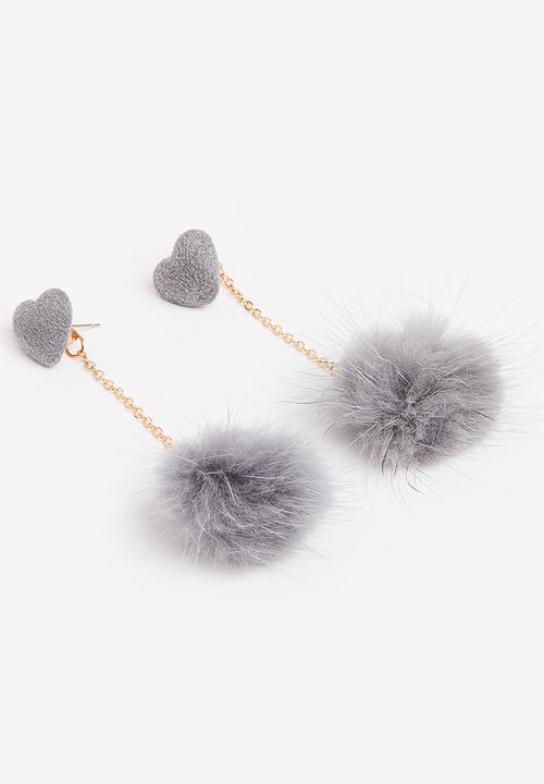 Pop Candy - Fur Ball Earings Black