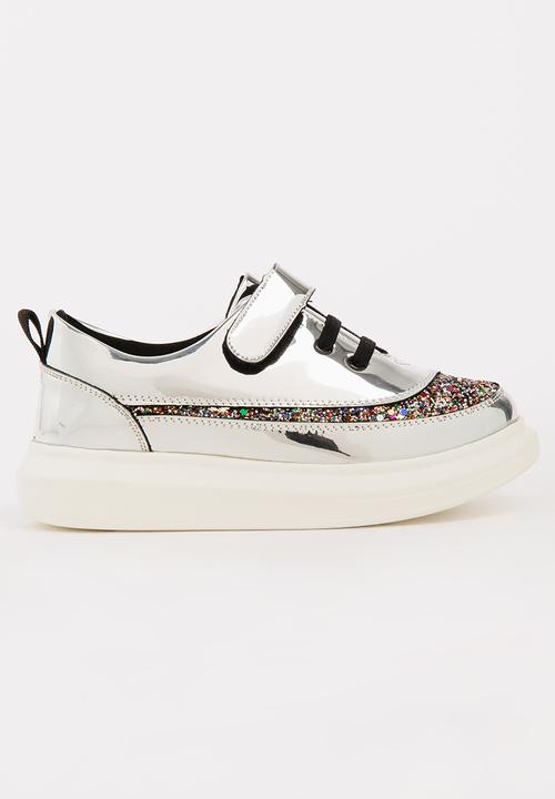 Pop Candy - Girls Metallic Sneaker Silver