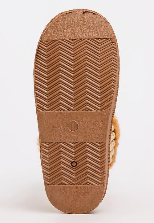Foot Focus - Faux Fur Boot Tan