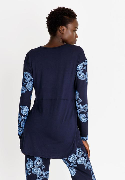 Sway - Split Hem Top Navy