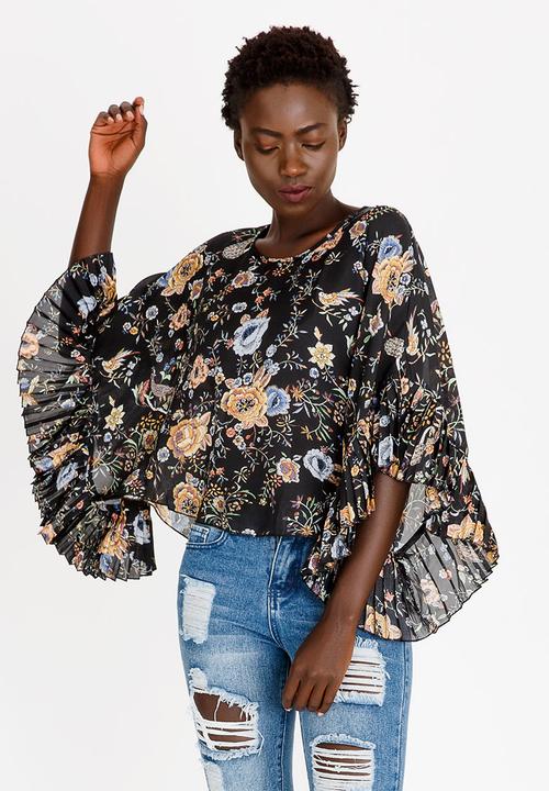 Revenge - Floral Pleated Batwing Blouse Black