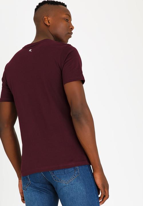 SOVIET - Carazo Crew Neck Logo Tee Burgundy