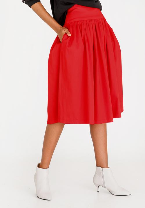 STYLE REPUBLIC - Volume Midi Skirt Red