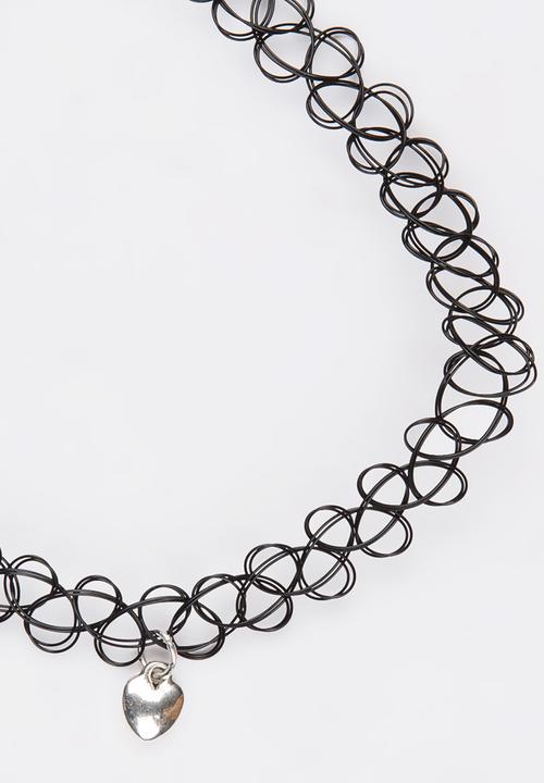 Jewels and Lace - Heart Choker Black