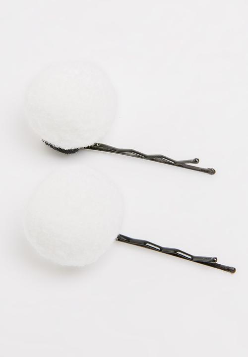 Jewels and Lace - Pom Pom Hairclips White
