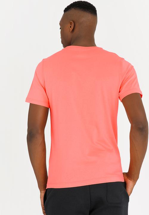 New Balance  - Essentials Landing Tee Peach