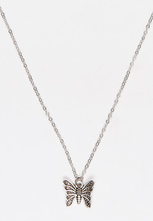 Jewels and Lace - Butterfly Necklace Silver