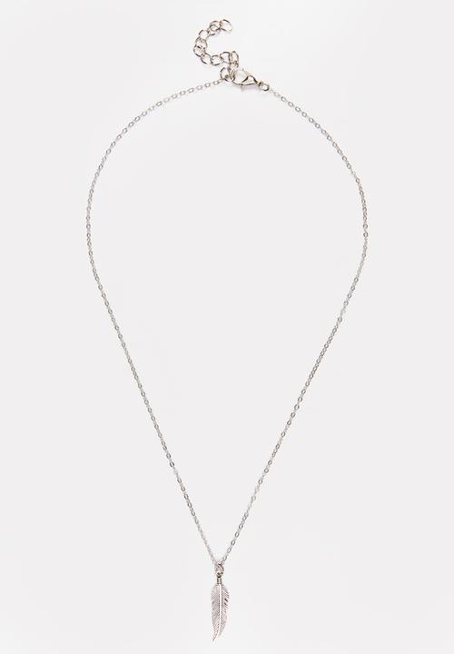 Jewels and Lace - Feather Necklace Silver