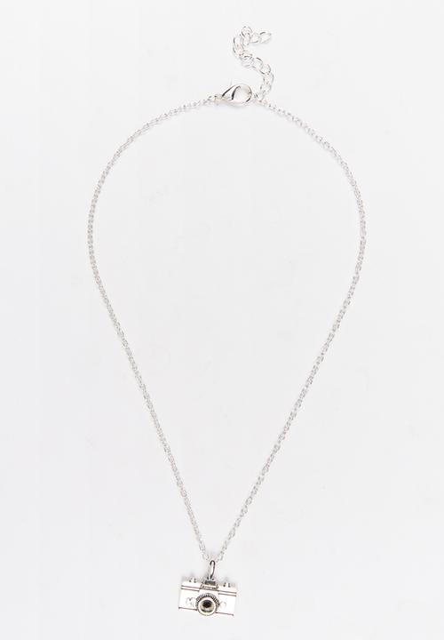 Jewels and Lace - Camera Charm Necklace Silver