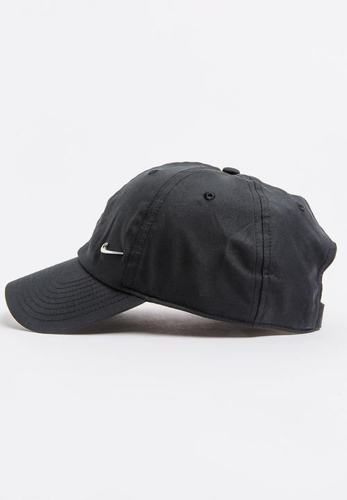 Nike - U NSW H86 CAP NK METAL SWOOSH - BLACK/METALLIC  SILVER
