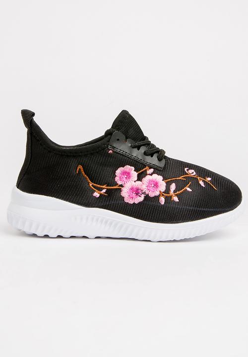 Pop Candy - Embroidered  Lace Up Sneaker Black