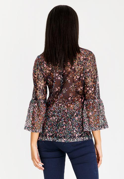 Revenge - Bell Sleeve Top Black