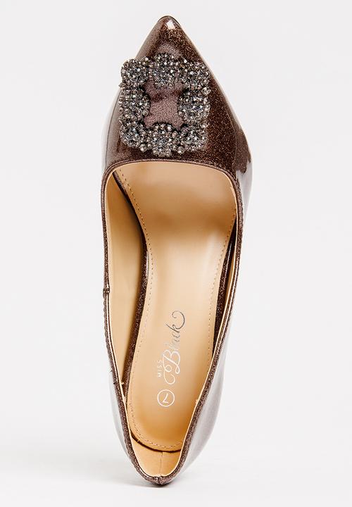 Miss Black - Manolo Court Heels Mid Brown