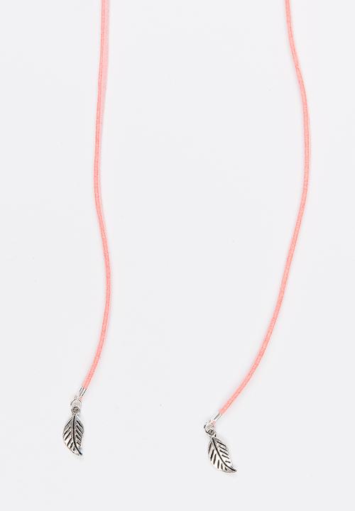 Jewels and Lace - Leaf Wrap Choker Pale Pink