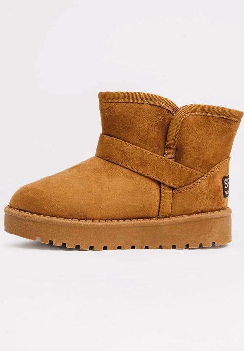 Pop Candy - Buckled Detailed Boot Tan