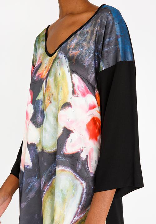 Cheryl Arthur - Digital Printed Blouse Black
