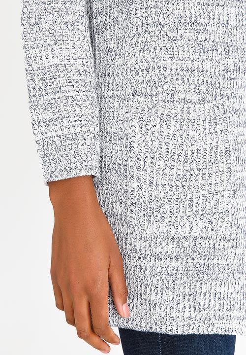 CRAVE - Long Sleeve Tunic with Front Slit Grey