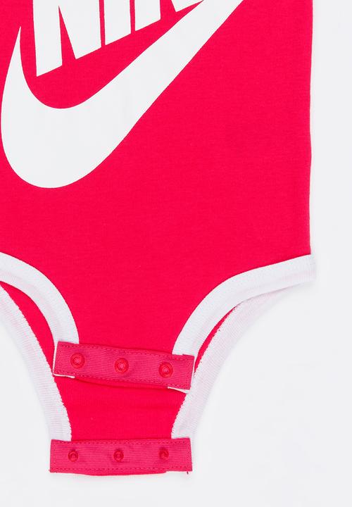 Nike - Futura Logo 3 Piece Set Mid Pink