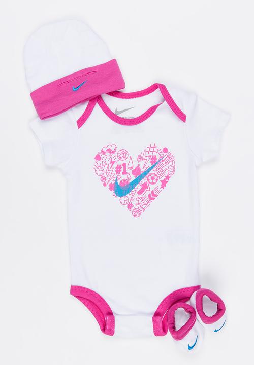 Nike - Doodle Heart 3 Piece Set White
