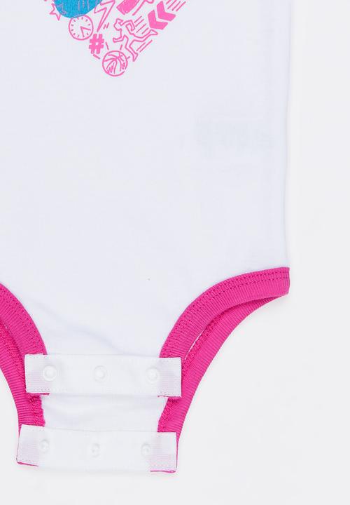 Nike - Doodle Heart 3 Piece Set White