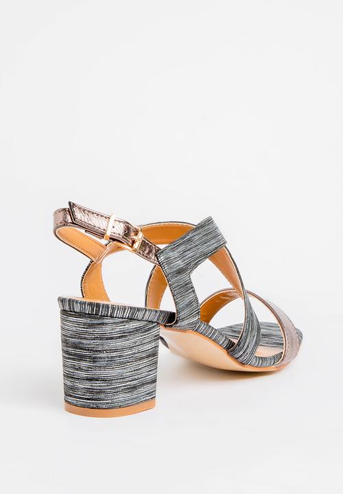 Butterfly Feet - Amarah Strapped Blocked Heels Black