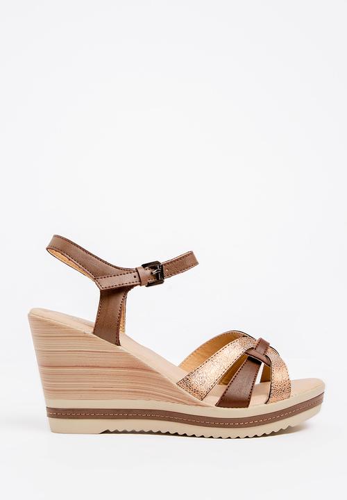 Butterfly Feet - Kim Open Toe Wedges Brown
