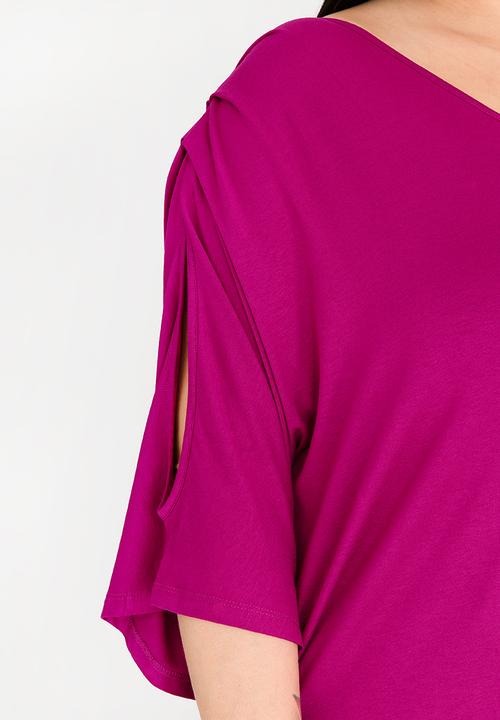 edit Plus - Cold Shoulder Top Dark Pink