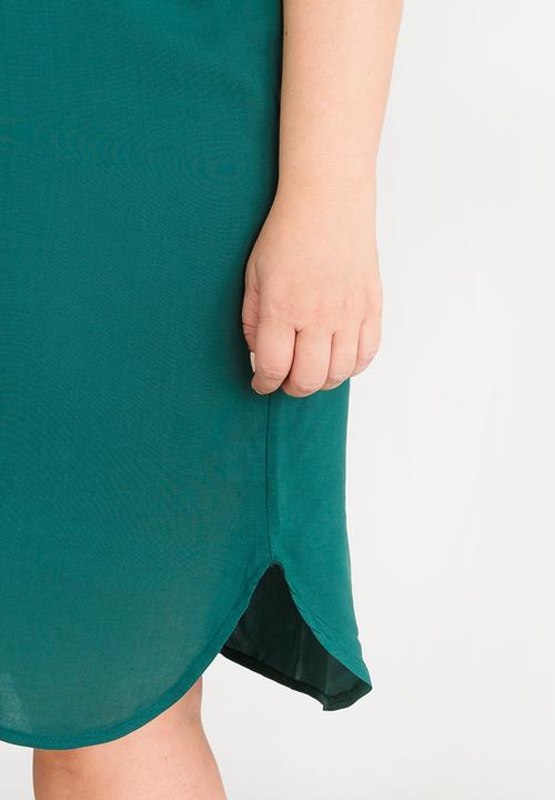 edit Plus - Basic Shift Dress Green
