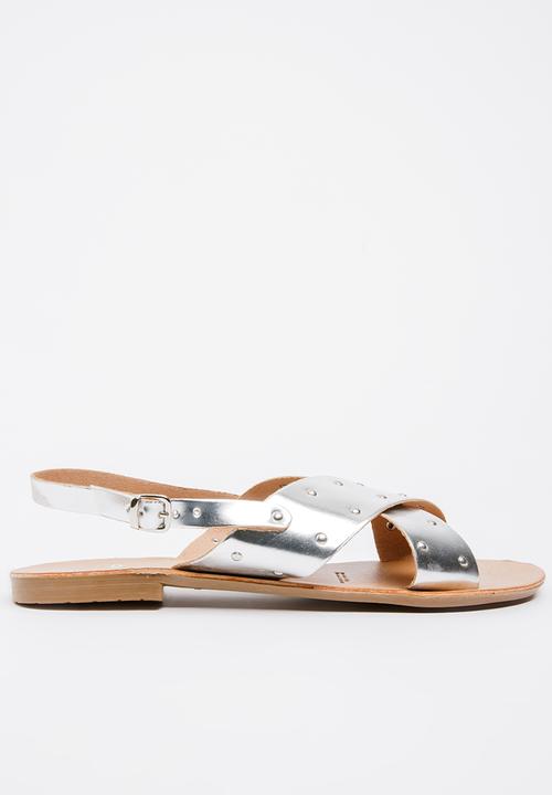 STYLE REPUBLIC - Studded double band sandal- silver
