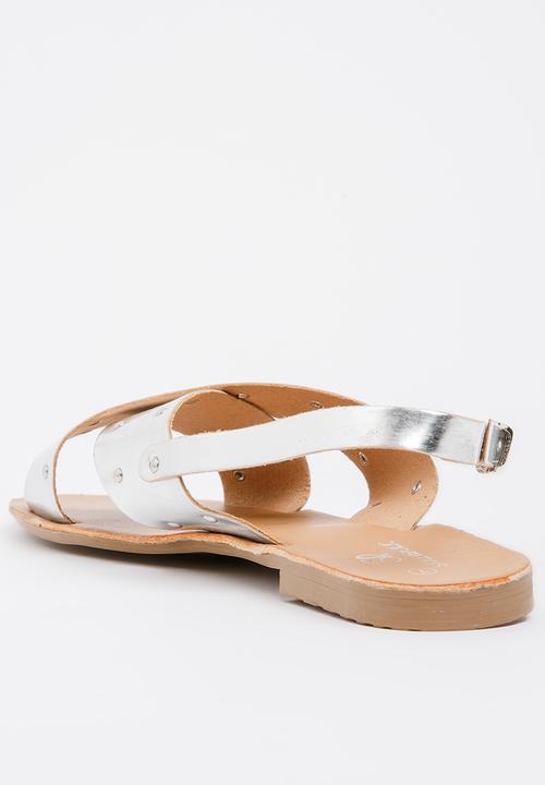 STYLE REPUBLIC - Studded double band sandal- silver
