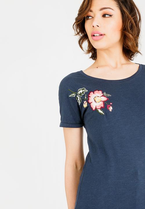JEEP - Embroidered Detail T-shirt Navy