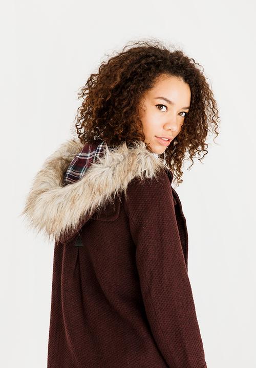 c(inch) - Faux Fur Trim Hooded Coat Burgundy