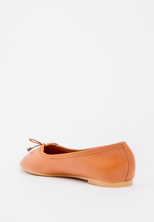 edit - Ballerina pump - tan