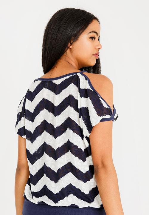 Revenge - Zig-zag Batwing Top Navy & White