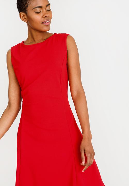 edit - Fit and flare dress - red 