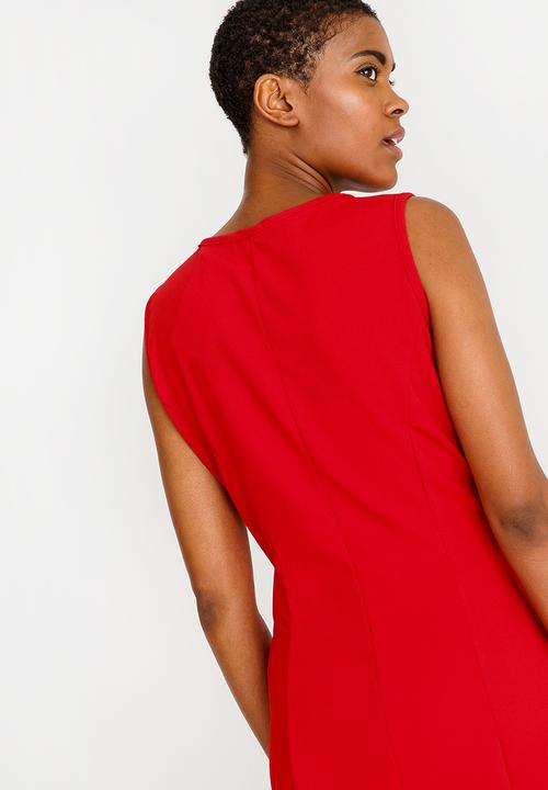 edit - Fit and flare dress - red 