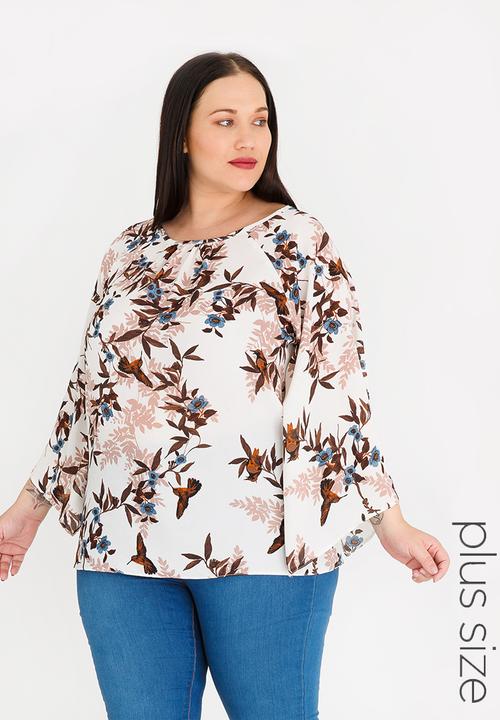edit Plus - Flutter Sleeve Blouse Multi-colour